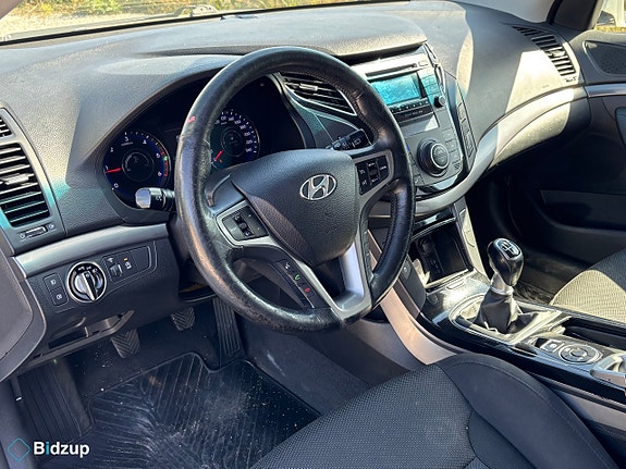 Hyundai i40 11 of 13