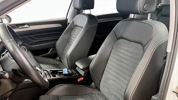 Volkswagen Passat 8 of 14
