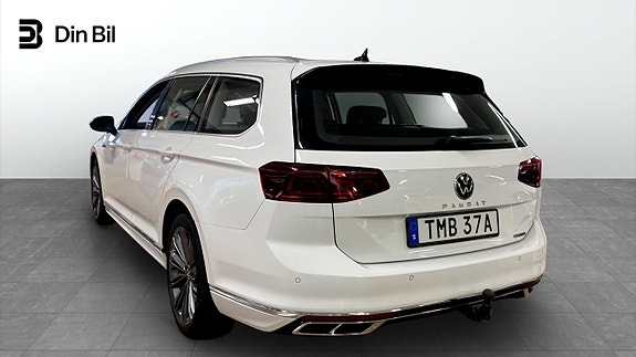 Volkswagen Passat 3 of 14