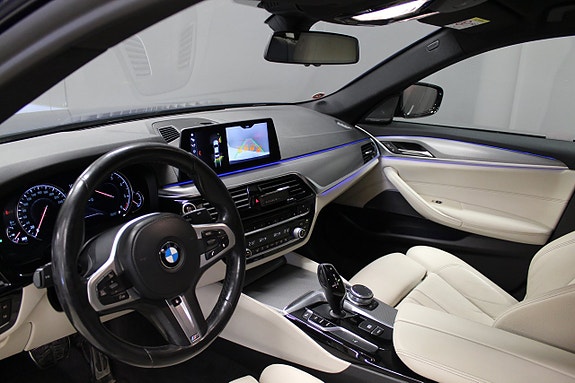 BMW 520d 8 of 14