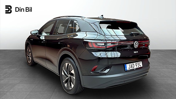 Volkswagen ID.4 3 of 12