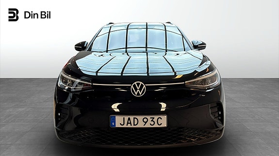 Volkswagen ID.4 4 of 12