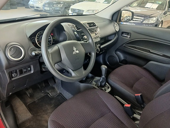 Mitsubishi Space Star 9 of 18