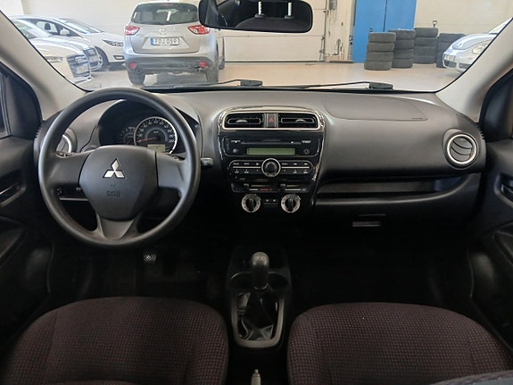 Mitsubishi Space Star 11 of 18