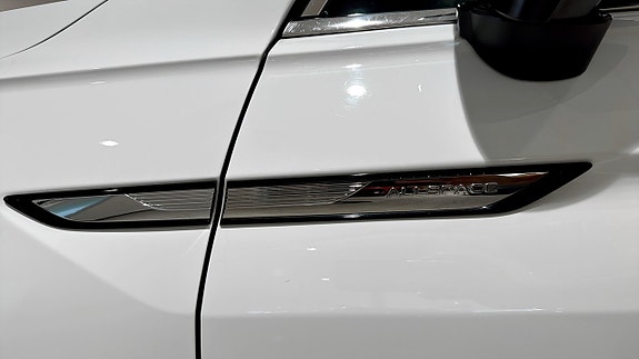 Volkswagen Tiguan Allspace 26 of 26