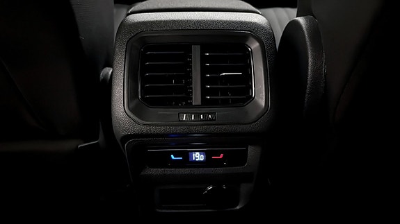 Volkswagen Tiguan Allspace 10 of 26