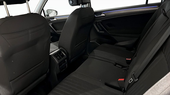 Volkswagen Tiguan Allspace 12 of 26