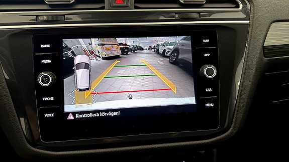 Volkswagen Tiguan Allspace 20 of 26