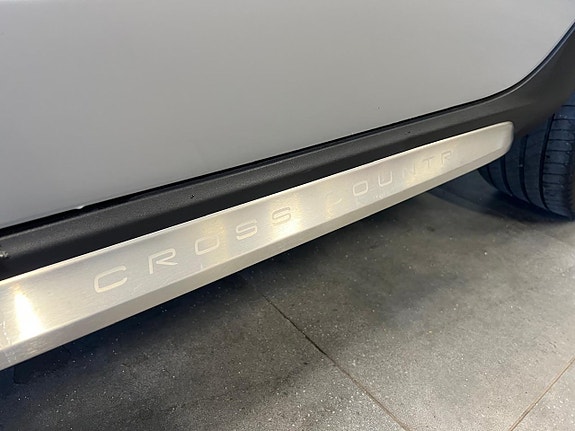 Volvo V60 Cross Country 12 of 26