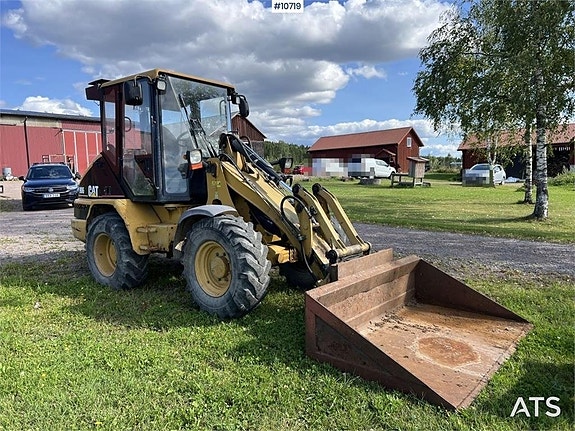 CAT 906 Hjullastare med redskap (209,000:- ex moms) 2 of 24