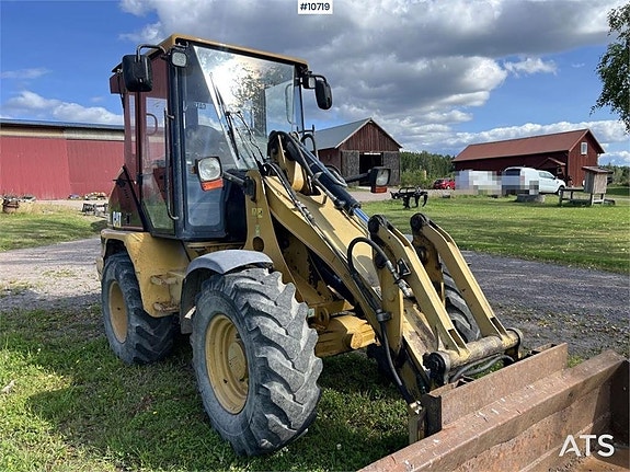 CAT 906 Hjullastare med redskap (209,000:- ex moms) 11 of 24