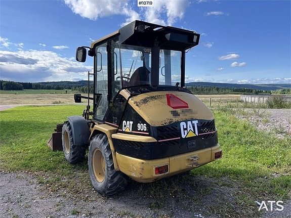 CAT 906 Hjullastare med redskap (209,000:- ex moms) 8 of 24