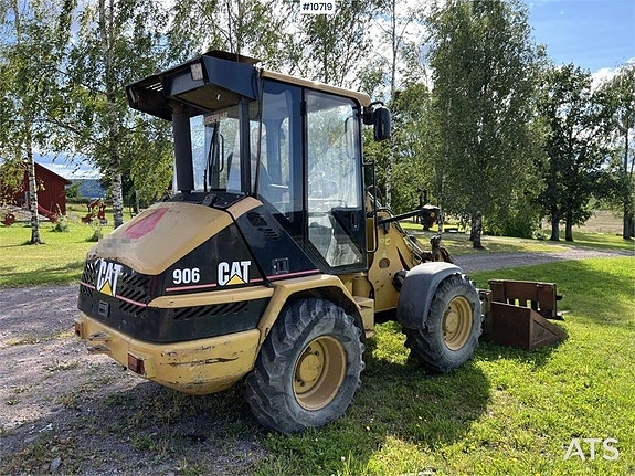 CAT 906 Hjullastare med redskap (209,000:- ex moms) 5 of 24