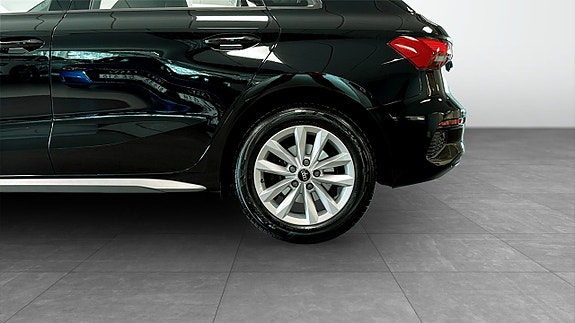 Audi A3 6 of 13