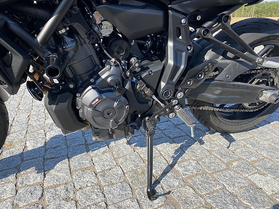 Yamaha MT-07 3 of 7