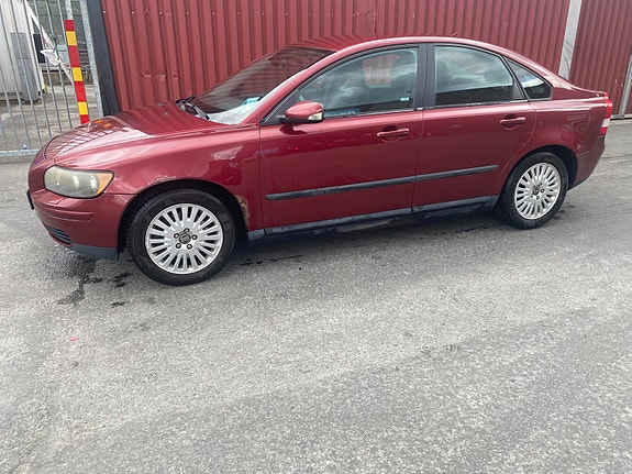 Volvo S40 3 of 8
