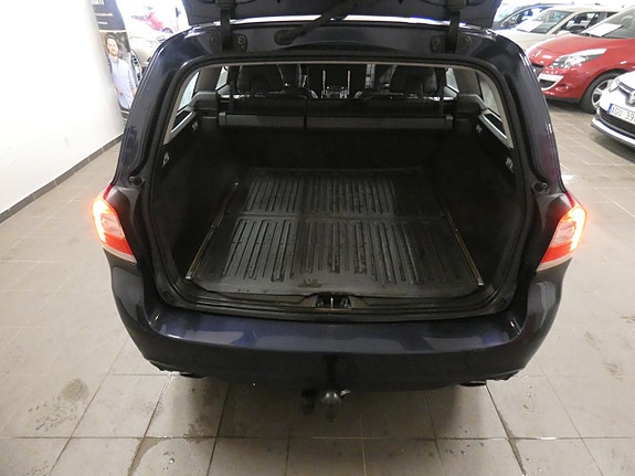 Volvo V70 16 of 16