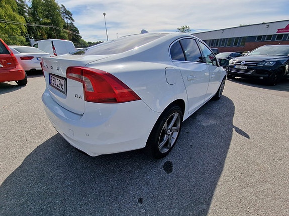 Volvo S60 5 of 21