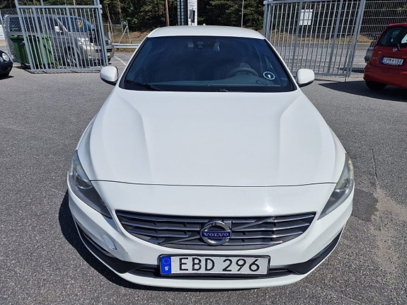 Volvo S60 7 of 21