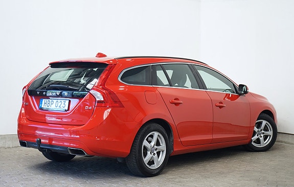 Volvo V60 4 of 9