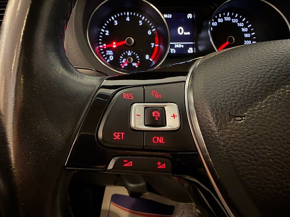 Volkswagen Polo 9 of 19