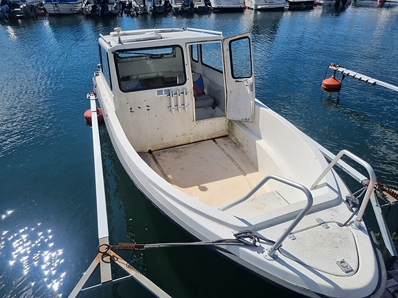 Bella / Scantic 580 HT med Evinrude 90 hk V4 – renoveringsobjekt 5 of 5