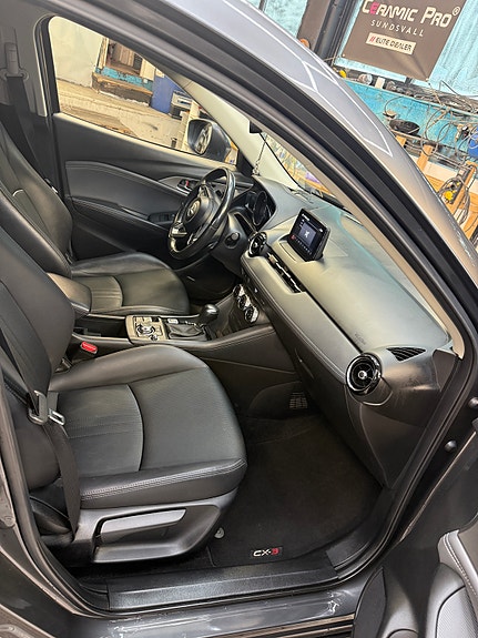 Mazda CX-3 3 of 7