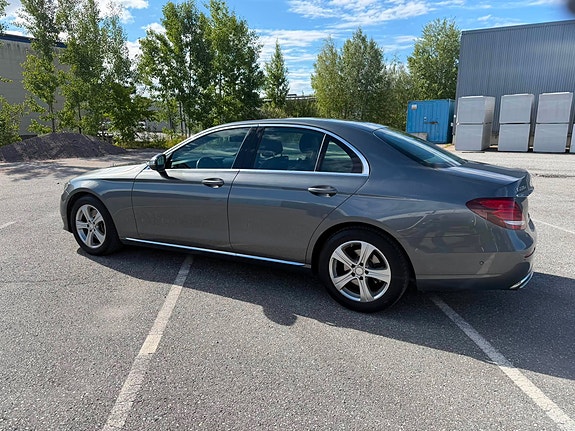 Mercedes-Benz E220 d 6 of 8