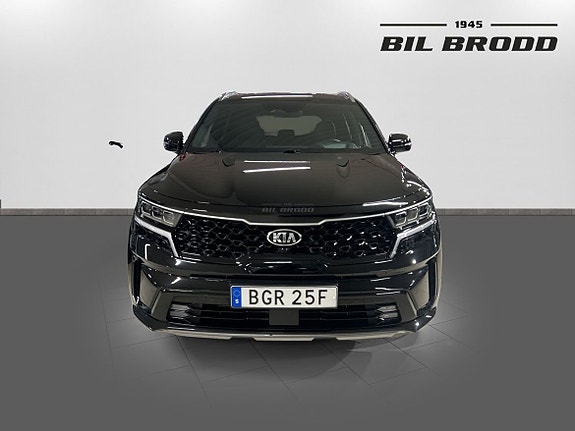Kia Sorento 2 of 14