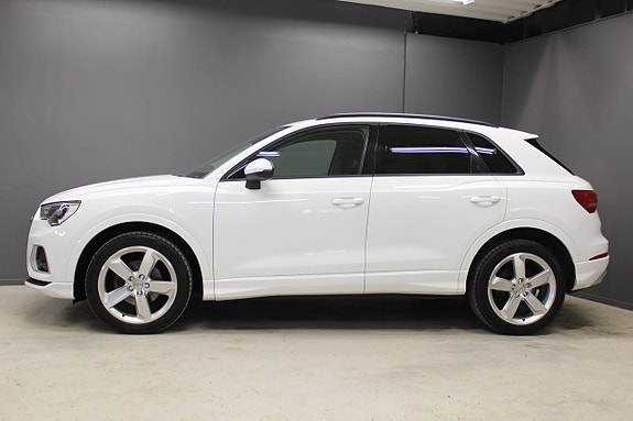 Audi Q3 3 of 14