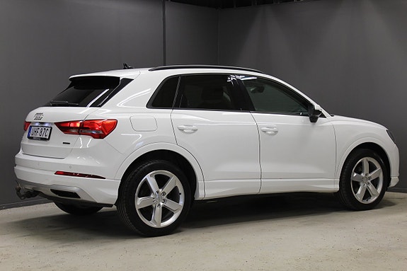Audi Q3 5 of 14