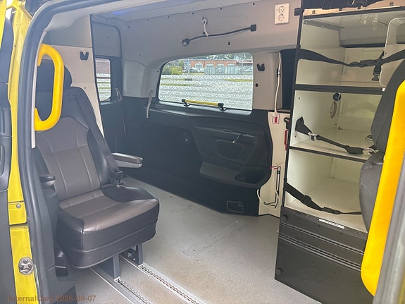 Mercedes-Benz Vito 119 11 of 21