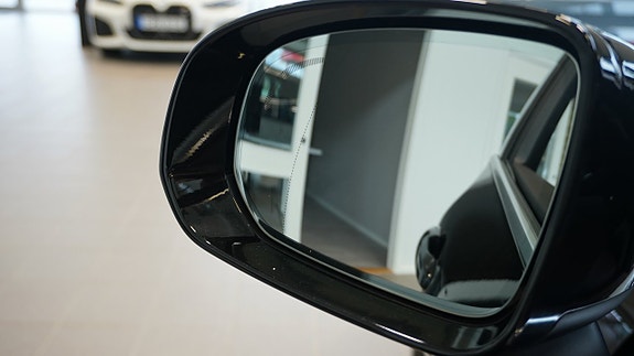Volvo XC60 9 of 27