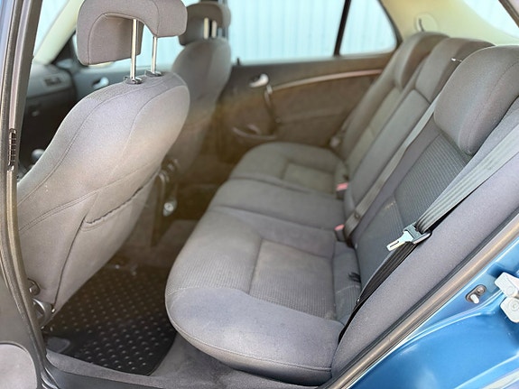 Saab 9-5 6 of 10