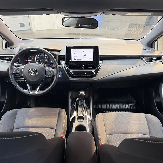 Toyota Corolla 9 of 11