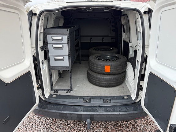 Volkswagen Caddy 5 of 13