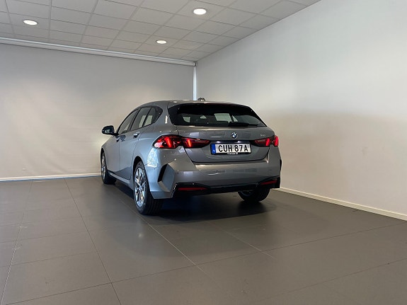 BMW 120 9 of 11