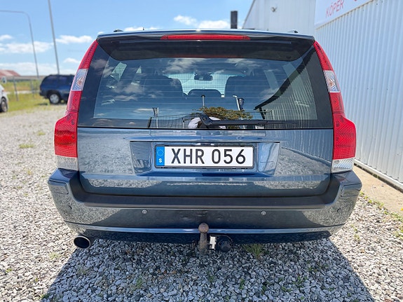 Volvo V70 11 of 12