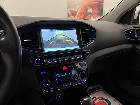 Hyundai IONIQ 19 of 29
