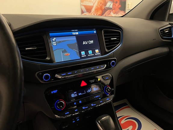Hyundai IONIQ 23 of 29