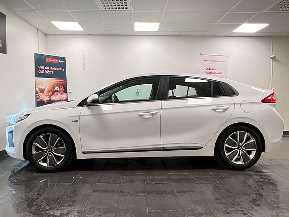 Hyundai IONIQ 6 of 29