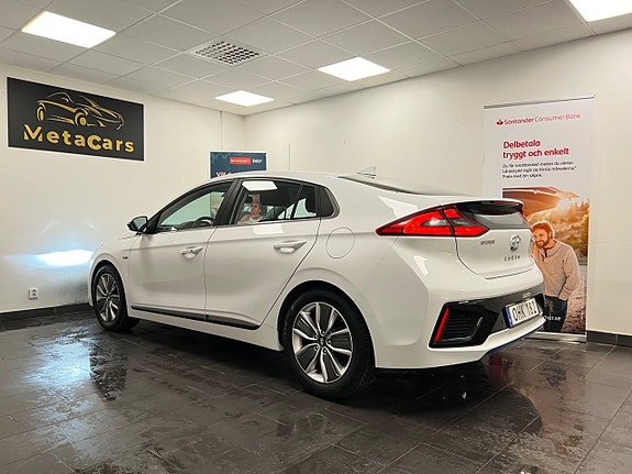 Hyundai IONIQ 4 of 29