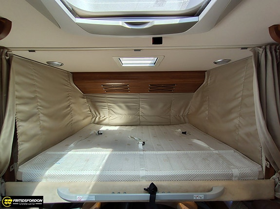 Hymer B 680 Hydraliska stödben Aut 20 of 20