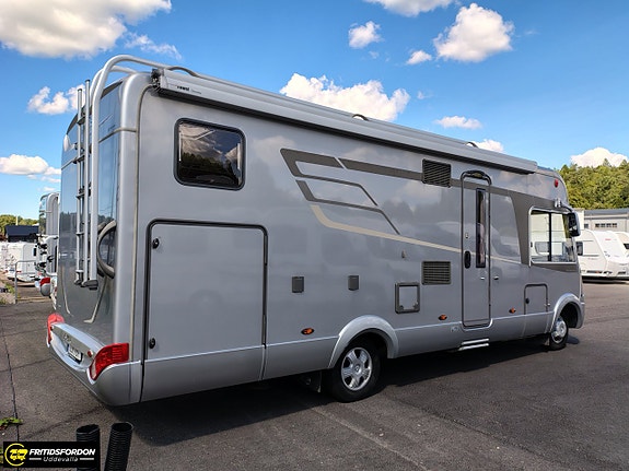 Hymer B 680 Hydraliska stödben Aut 3 of 20