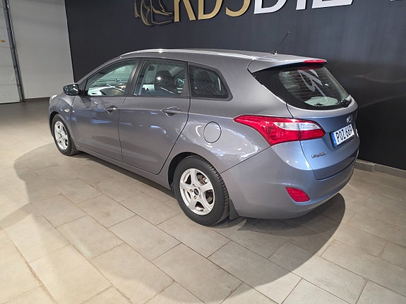 Hyundai i30 3 of 11