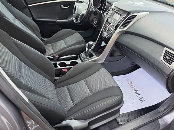 Hyundai i30 7 of 11
