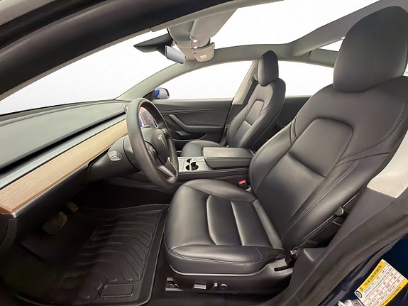 Tesla Model 3 13 of 30