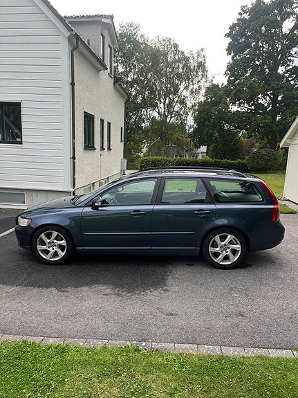 Volvo V50 8 of 12