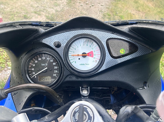Suzuki SV650 10 of 13