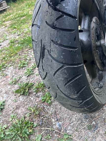 Suzuki SV650 7 of 13